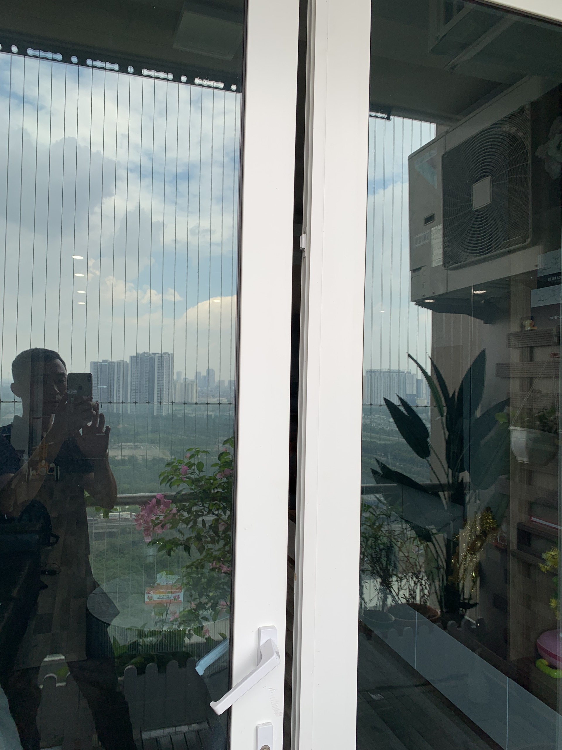 z3542951501975_09139dd8768c572de333743e32031fa6