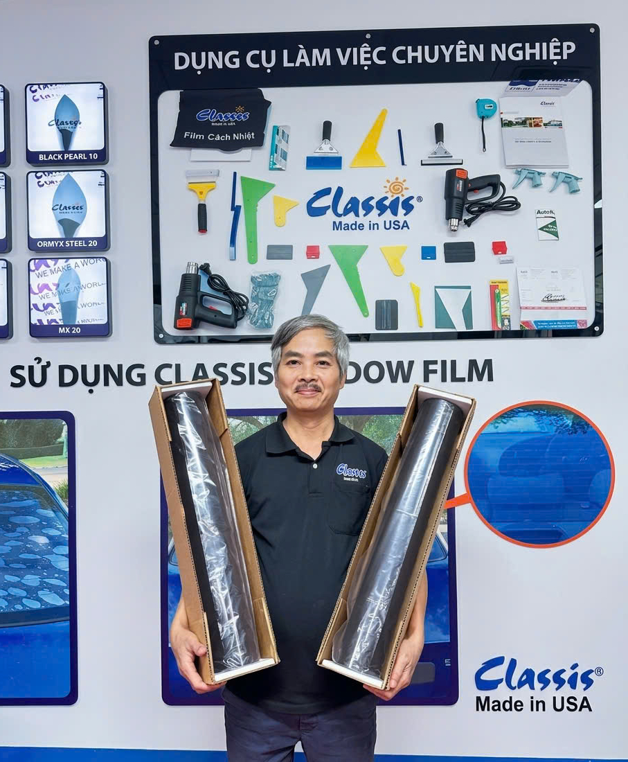 Tặng miễn phí kính lái Spectra 35 cho VF3